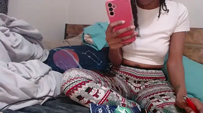 EmpressSunshine online show from December 4, 2024, 11:57 pm