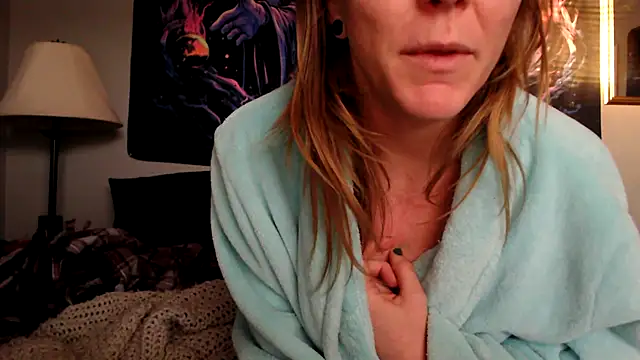 coryandthepeach online show from February 18, 2025, 2:49 pm