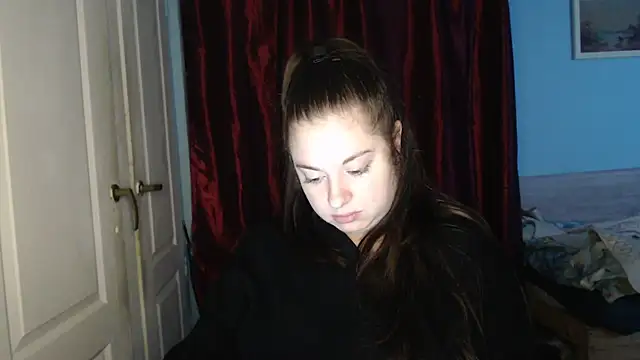 Snapshot of ryhhnnagold99 chatting on November 21, 2025, 2:49 pm ryhhnnagold99 online show from November 21, 2025, 2:49 pm