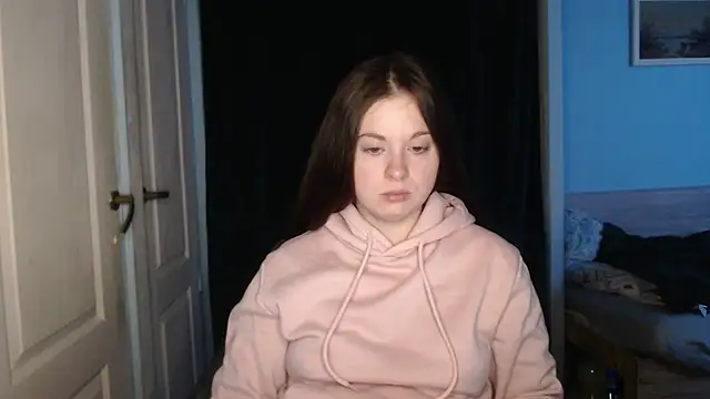 ryhhnnagold99 online show from February 15, 2026, 5:26 am