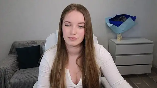 EvaMaddison online show from January 5, 2025, 7:28 am