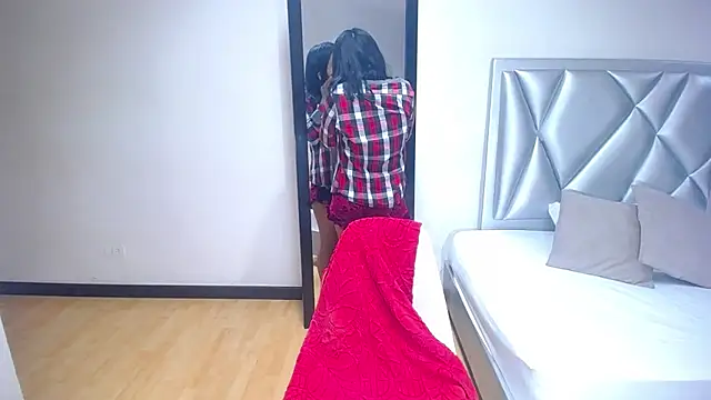 Snapshot of indian_sweety18 chatting on March 5, 2025, 1:50 pm indian sweety18 online show from March 5, 2025, 1:50 pm