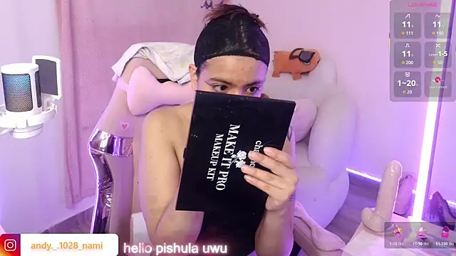 Nami usagi online show from October 22, 2025, 3:23 pm