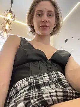 Feral berry 8133 online show from February 10, 2025, 11:57 am