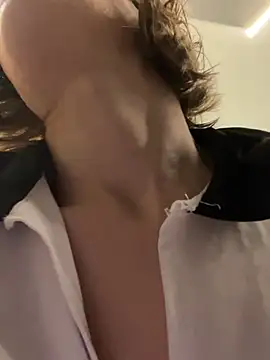 Feral berry 8133 online show from February 19, 2025, 7:48 pm