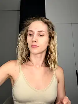 Feral berry 8133 online show from September 9, 2025, 8:19 pm