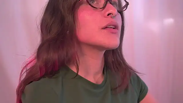 HannaMoom online show from October 24, 2025, 9:33 pm