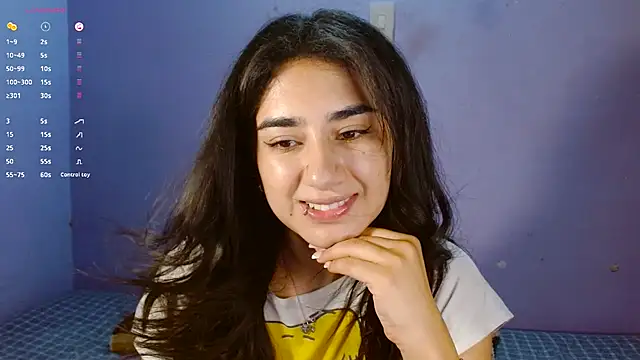 annadu011 online show from October 3, 2025, 11:24 pm