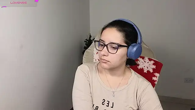 blue  moon  online show from December 15, 2025, 3:55 am