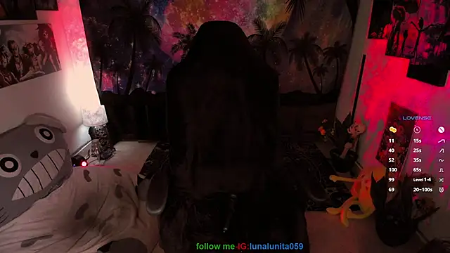 Snapshot of emma_luna59 chatting on January 16, 2025, 11:59 pm emma luna59 online show from January 16, 2025, 11:59 pm