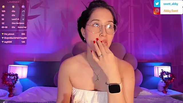 Snapshot of Abby_Sweet1_ chatting on March 1, 2025, 9:18 am Abby Sweet1  online show from March 1, 2025, 9:18 am