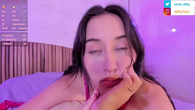Snapshot of Abby_Sweet1_ chatting on March 8, 2025, 9:28 am Abby Sweet1  online show from March 8, 2025, 9:28 am