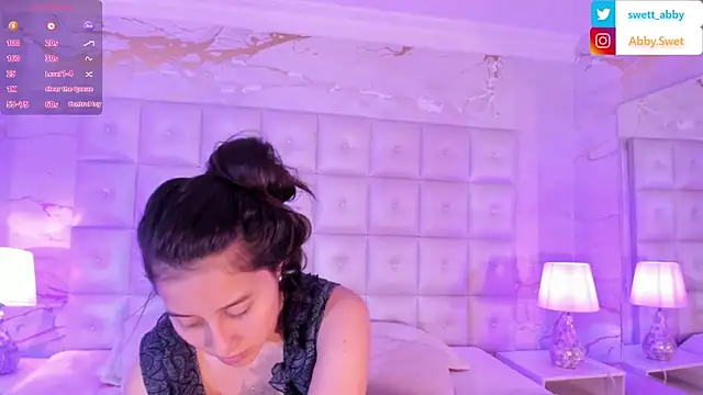 Snapshot of Abby_Sweet1_ chatting on March 14, 2025, 11:34 am Abby Sweet1  online show from March 14, 2025, 11:34 am