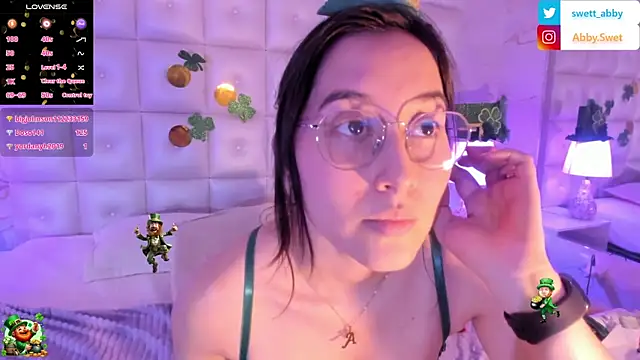 Snapshot of Abby_Sweet1_ chatting on March 17, 2025, 5:49 pm Abby Sweet1  online show from March 17, 2025, 5:49 pm