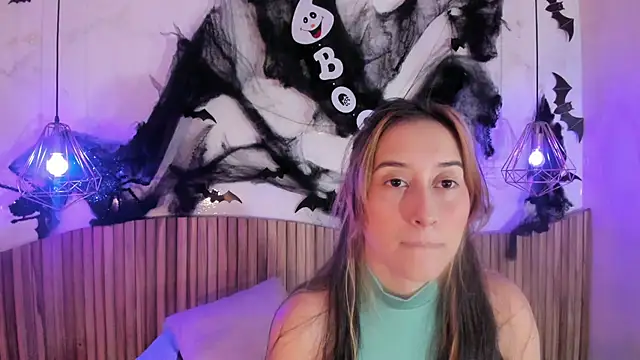 Snapshot of Abby_Sweet1_ chatting on October 6, 2025, 11:40 am Abby Sweet1  online show from October 6, 2025, 11:40 am