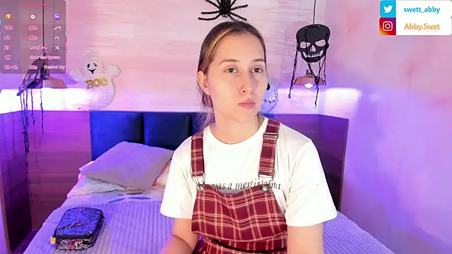 Snapshot of Abby_Sweet1_ chatting on October 8, 2025, 11:41 am Abby Sweet1  online show from October 8, 2025, 11:41 am