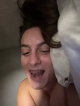 indierotic online show from March 2, 2025, 5:23 am