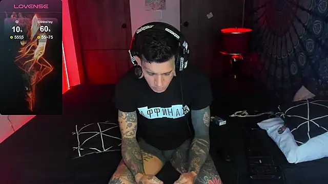 Snapshot of josh__ackerman chatting on December 14, 2025, 12:27 am josh ackerman online show from December 14, 2025, 12:27 am