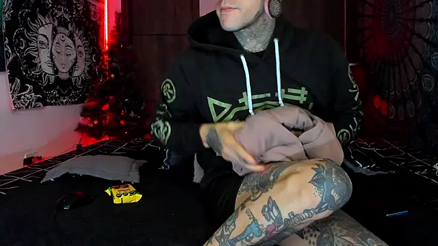 Snapshot of josh__ackerman chatting on January 6, 2026, 11:07 pm josh ackerman online show from January 6, 2026, 11:07 pm