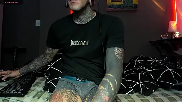 Snapshot of josh__ackerman chatting on March 7, 2026, 11:51 am josh ackerman online show from March 7, 2026, 11:51 am