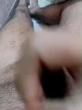 Snapshot of Rajxxxdx4u chatting on November 7, 2025, 7:36 pm Rajxxxdx4u online show from November 7, 2025, 7:36 pm