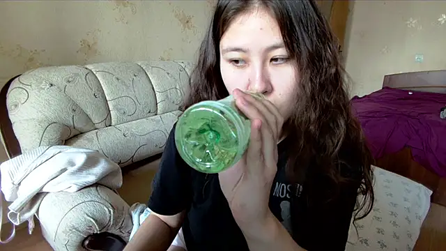 Riz girl online show from March 23, 2026, 9:35 am