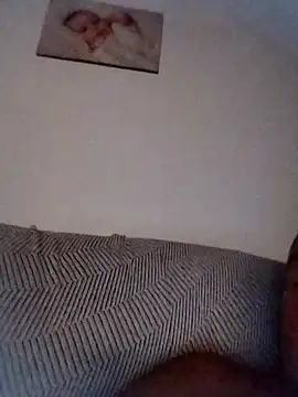 juandi21cm online show from September 16, 2025, 9:27 pm