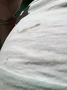 juandi21cm online show from October 1, 2025, 2:01 pm