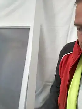 juandi21cm online show from December 16, 2025, 10:31 am