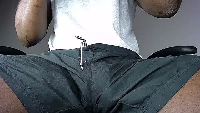 MAXJONES 2 online show from January 13, 2026, 5:07 pm