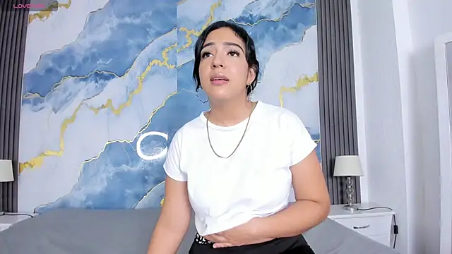 Kylieandjhonny online show from November 25, 2025, 7:47 pm