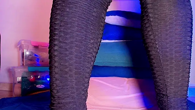  ebony-queen  online show from October 28, 2025, 11:58 am