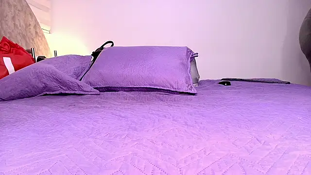  ebony-queen  online show from January 10, 2026, 12:07 pm