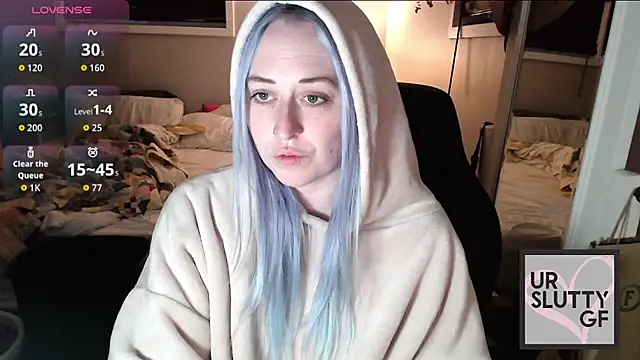 ursluttygf online show from December 13, 2025, 10:26 pm