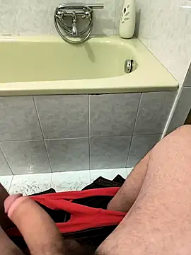 Snapshot of manuel9428 chatting on November 15, 2025, 6:15 pm manuel9428 online show from November 15, 2025, 6:15 pm