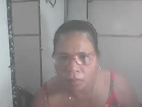 hotwet mama4uxx online show from January 20, 2025, 10:26 pm