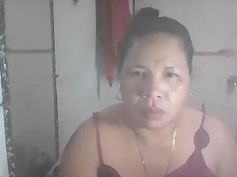 hotwet mama4uxx online show from February 11, 2025, 3:18 am