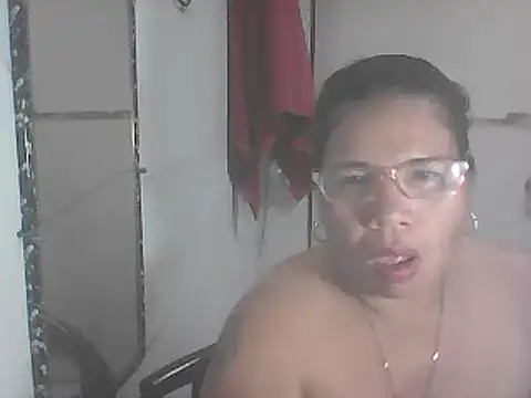 Snapshot of hotwet_mama4uxx chatting on March 9, 2025, 11:58 am hotwet mama4uxx online show from March 9, 2025, 11:58 am