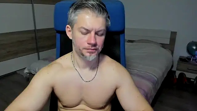 RobbyShawz online show from February 6, 2025, 11:21 am