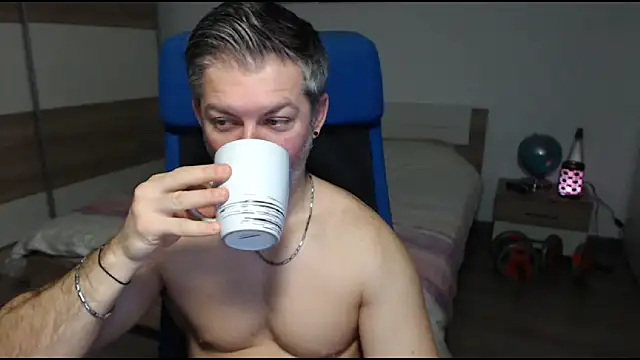 RobbyShawz online show from February 18, 2025, 6:15 am