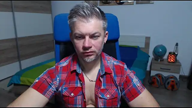 RobbyShawz online show from October 4, 2025, 4:21 am