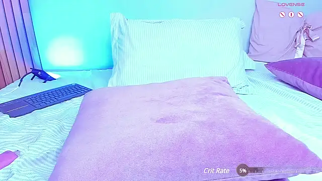 mia-reeves online show from January 28, 2025, 11:17 pm