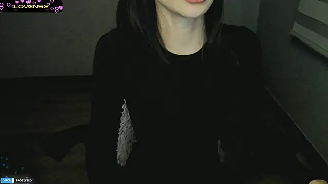 Ayase momo online show from March 20, 2025, 6:09 pm