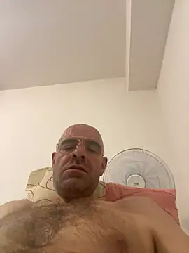 slim1976006 online show from June 28, 2026, 12:44 pm