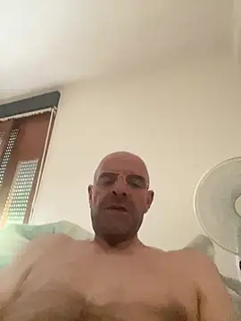 slim1976006 online show from July 31, 2026, 3:33 pm