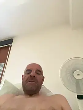 slim1976006 online show from August 1, 2026, 8:57 am