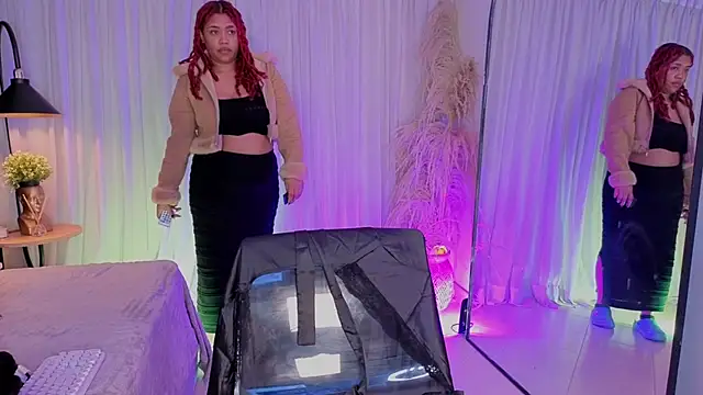 Snapshot of pamela_doll3 chatting on November 17, 2025, 3:34 am pamela doll3 online show from November 17, 2025, 3:34 am