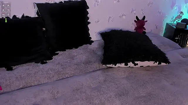 pamela doll3 online show from March 27, 2026, 9:53 am