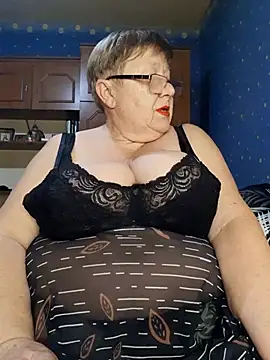 Lena Gaby online show from November 3, 2025, 1:34 pm