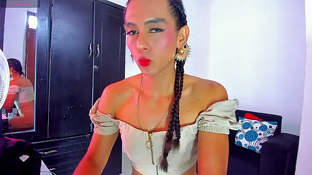 BritannyLord online show from January 14, 2026, 7:30 pm